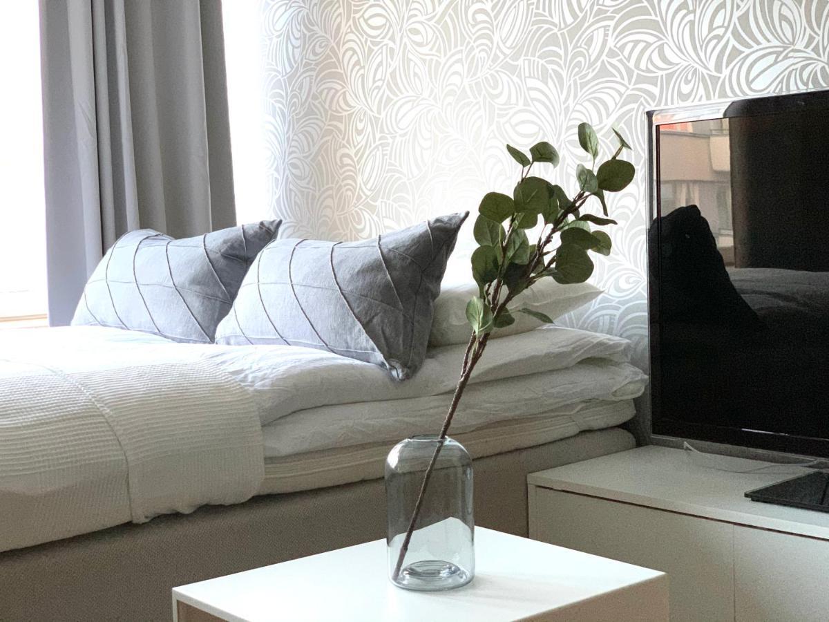 City Home Finland Spacious Downtown Apartment - One Bedroom, Private Sauna And Great Location In Tampere Downtown Exterior photo